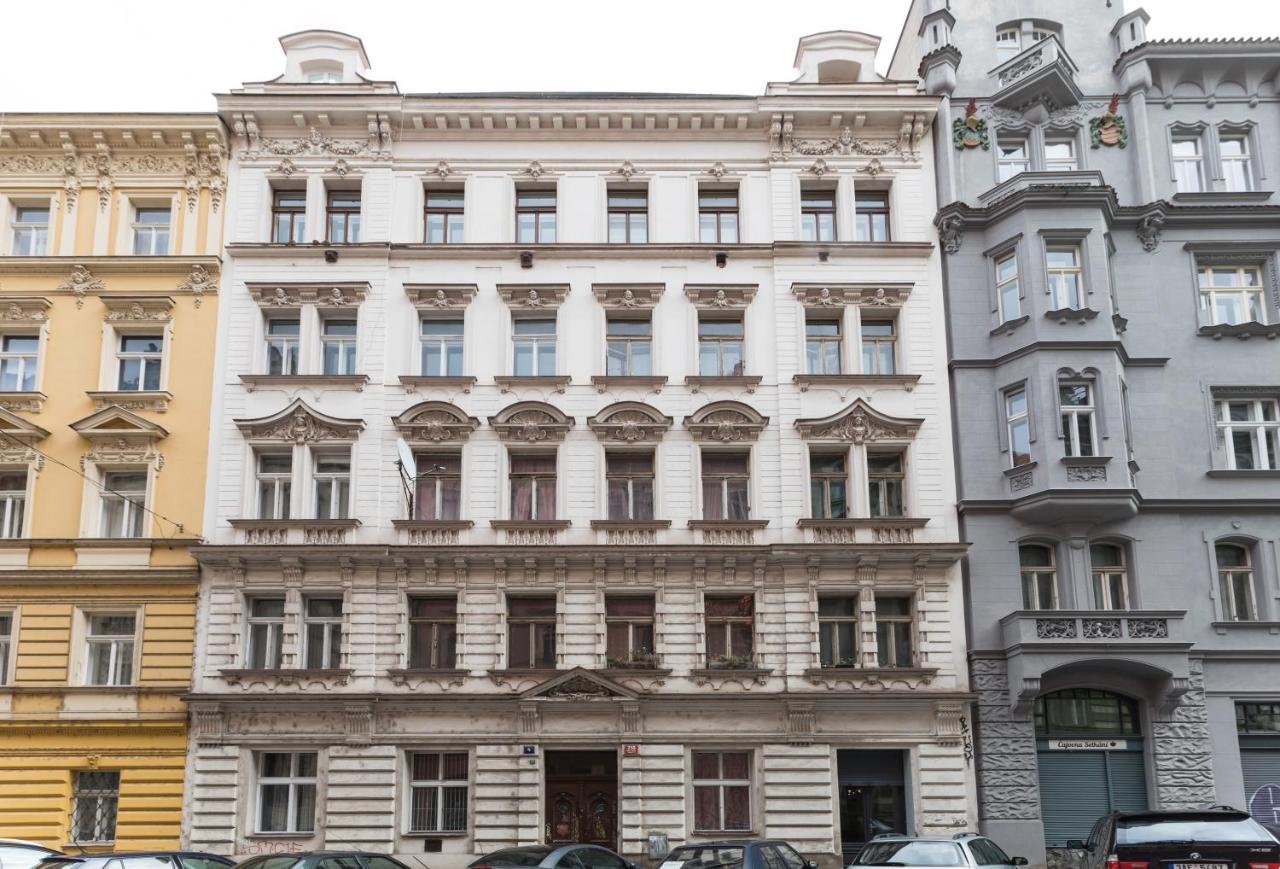 Dream Duplex On Riverside Prague Exterior photo
